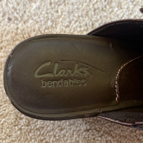 Clarks Bendables Brown Women Slip On - Picture 8 of 9